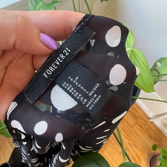 front tie top polka dot - Picture 8 of 8